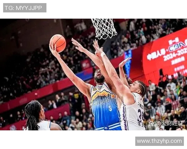 2001年NBA总决赛回顾魔术队与湖人队的激烈对抗与精彩瞬间