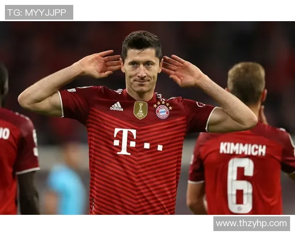 莱万重返安联球场遭拜仁球迷嘘声四起引发忘恩负义争议 莱万重返安联球场遭拜仁球迷嘘声四起引发忘恩负义争议